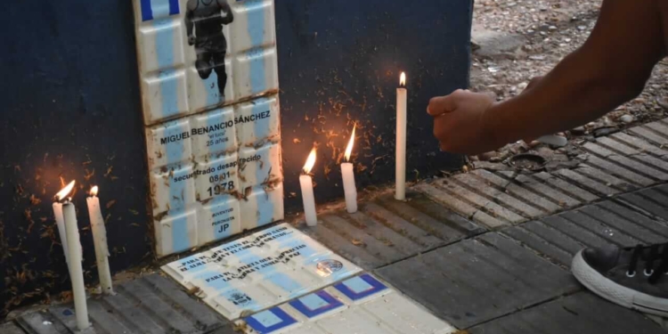 En el Bosque, en el «Juan Carmelo Zerillo», el pueblo tripero inmortaliza a Diego