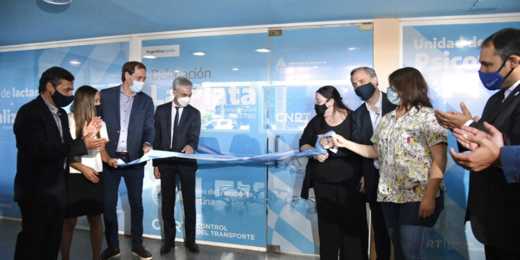 Un nuevo espacio de lactancia y nuevas oficinas en la delegación La Plata de la CNRT en la Terminal de micros