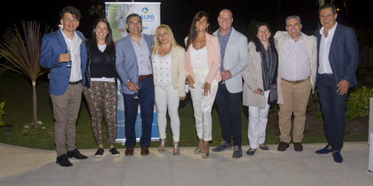 La Cámara La Plata Oeste tuvo su brindis de fin de año en el Howard Johnson de El Retiro
