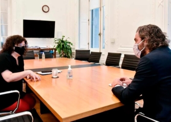Carla Vizzotti: «No existe vacunatorio vip, las anomalías son casos puntuales»