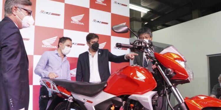 Honda suma su modelo GLH150 a la amplia gama de motos producidos en la planta de Campana