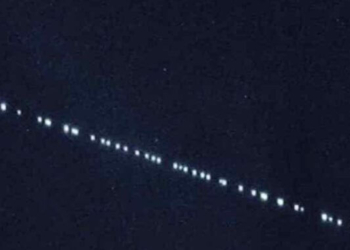 Esta noche se podrá ver desde La Plata el paso del tren de satélites STARLINK