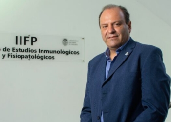 Guillermo Docena sobre la vacuna AstraZeneca: «No hay que alarmarse»