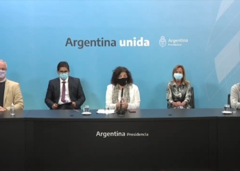 Vizzotti: «La segunda ola es una posibilidad concreta en la Argentina»
