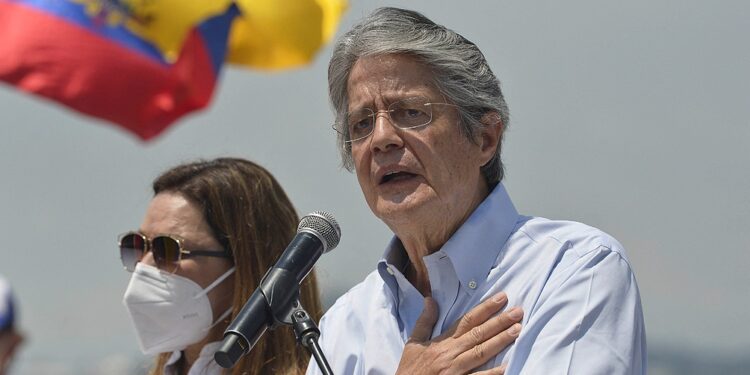 Con más del 52 % de los votos, Guillermo Lasso ganó la presidencia de Ecuador