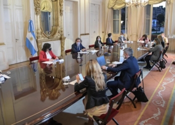 Los expertos piden más restricciones