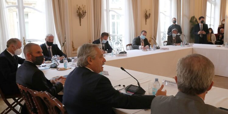 La gira del Presidente en Europa arrojó resultados positivos en las negociaciones por la deuda generada por Macri