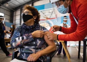 Avanza a paso firme el plan de vacunación