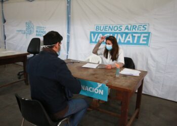 Identifican a más de 5.000 personas que no reunían los requisitos para vacunarse