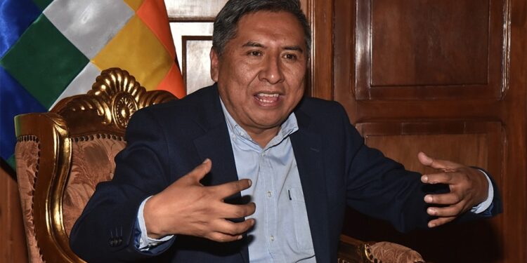 Rogelio Mayta, canciller de Bolivia