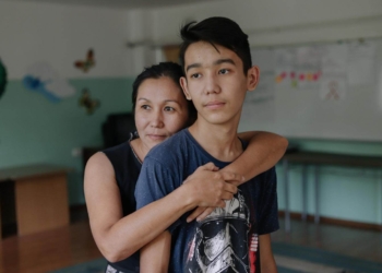6 maneras en que padres y madres pueden ayudar a sus hijos durante el coronavirus