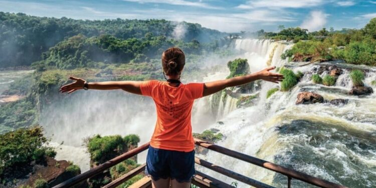 Cataratas del Iguazú, uno de los principales destino elegido por los turistas