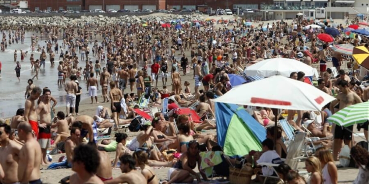 El fin de semana largo generó un impacto económico de $ 11.690 millones, movilizó casi 4 millones de personas en todo el país. Foto: Diego Izquierdo