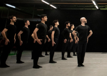 Audición para refuerzos masculinos del Ballet Estable del Argentino