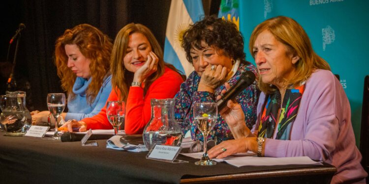 La ministra de las Mujeres, Políticas de Género y Diversidad Sexual Estela Díaz, presentó el primer informe de “Incumplimiento de la obligación alimentaria en la Provincia de Buenos Aires