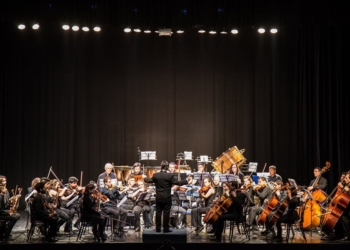 La Sinfónica del Gilardo Gilardi en el Coliseo Podestá