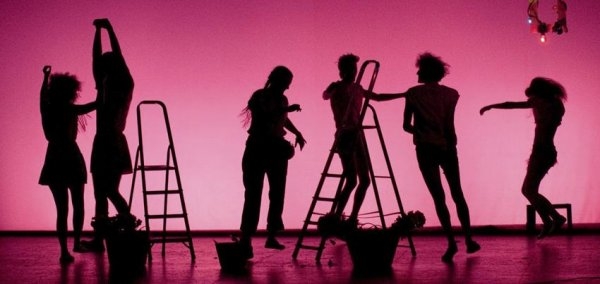 Subsidios para el teatro independiente