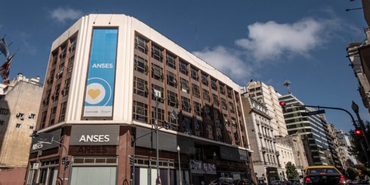 Fachada Anses Central