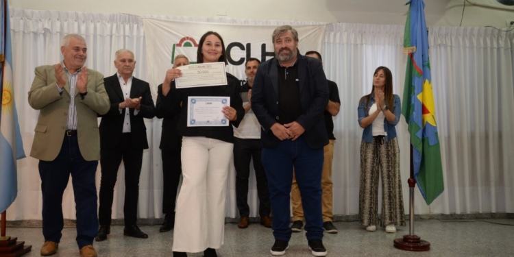 ACLHO distinguió a los mejores alumnos de Los Hornos