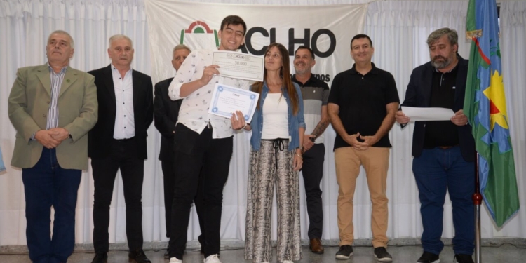 ACLHO distinguió a los mejores alumnos de Los Hornos