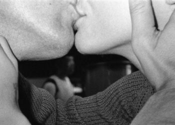 No sabía besar, pero hizo del beso la canción en castellano más exitosa