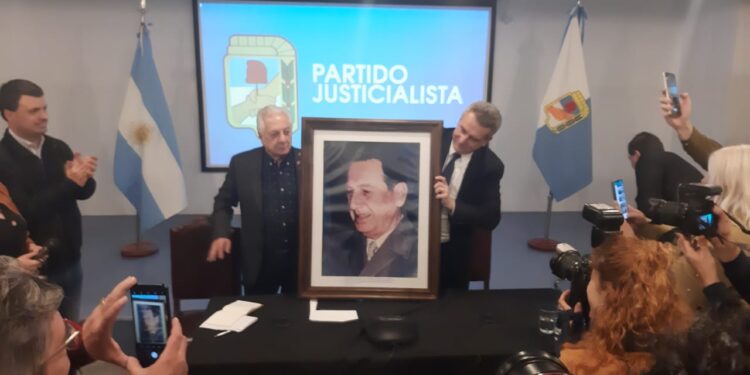 "Primero la Patria"