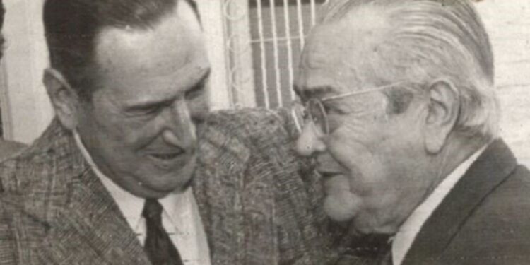 Juan Domingo Perón y Ricardo Balbín. 19 de noviembre de 1972 (crédito imagen: Clarín)