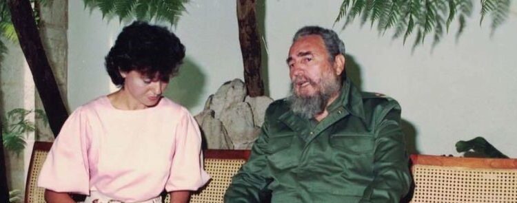 La abogada Esther Castellanos con Fidel Castro (crédito El Español)