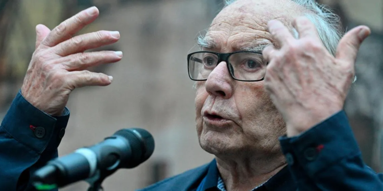 Adolfo Pérez Esquivel, Premio Nobel de la Paz (crédito imagen: indymedia)