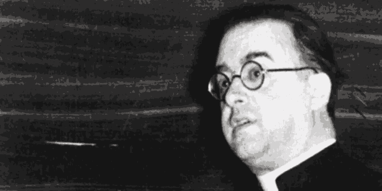 El sacerdote católico belga y científico Georges Lemaitre, padre del Big Bang (crédito: BBC)