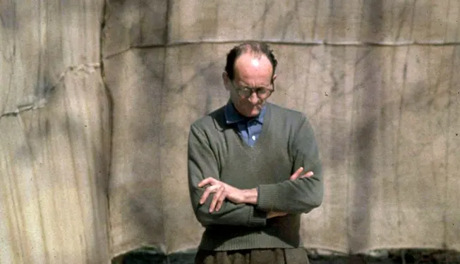 Abril de 1961. Eichmann espera su juicio en la prisión de Ramla, tras ser capturado en Argentina y llevado a Israel por un comando del Mossad (Crédito imagen: Getty Images)