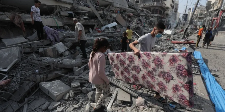 Cáritas Jerusalén: "Los habitantes del enclave palestino están obligados a elegir entre la muerte y la muerte"