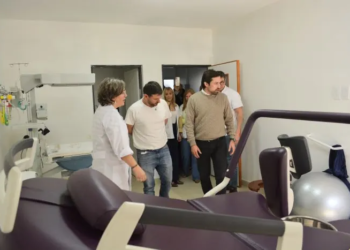 Inauguraron salas de internación pediátricas y materno infantil en el Gutiérrez