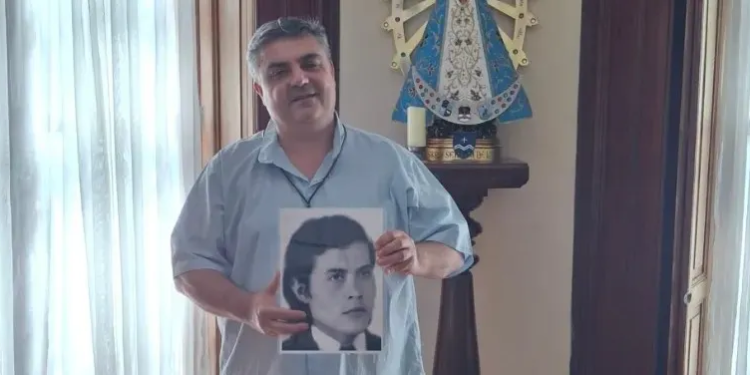El Obispo de Avellaneda-Lanús, Marcelo Julián Margni, integrante de la Comisión Organizadora para el Mausoleo de Antero Daniel Esquivel (Crédito: Diócesis Avellaneda-Lanús / Resumen Latinoamericano)
