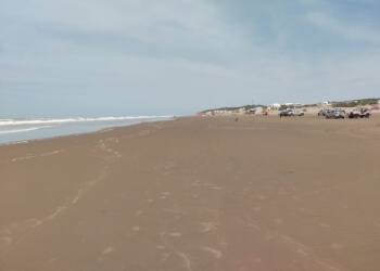 Crónica de un verano para el olvido: El silencio ensordecedor de las playas de Orense