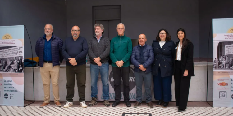 "Foto de familia" de la muestra (Crédito: Fer Beron)