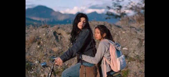 Del 7 al 13 de mayo, en el Cine Select, "Risa y la cabina del viento", una emotiva historia de duelo y segundas oportunidades (La Nación)
