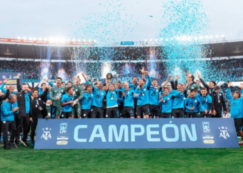 Córdoba, el grito del fútbol federal que esperó más de 130 años