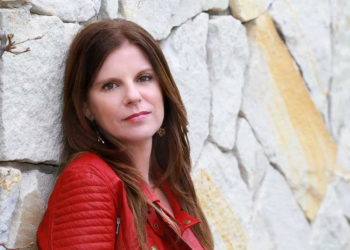 La escritora Lorena Pronsky presenta en La Plata su última novela, «Otra»