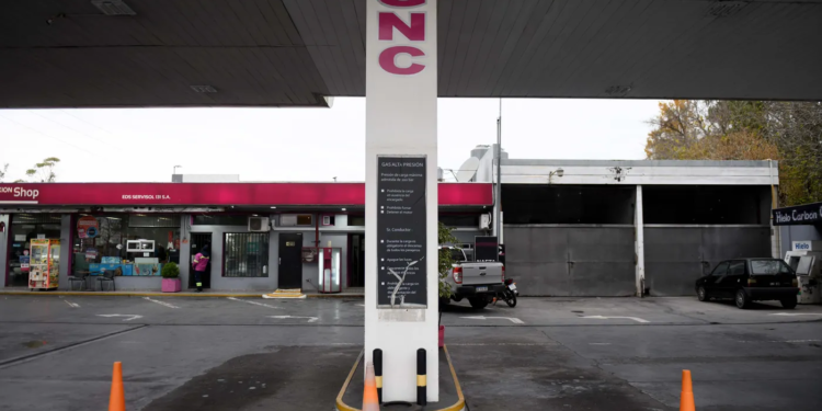 La Plata no tiene gas y ya hay industrias paralizadas. La CGT local apuntó sin rodeos al gobierno nacional (crédito imagen: 0221)
