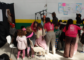El 20 de junio, a Colonia Urquiza llegaron las banderas de la salud y la cultura