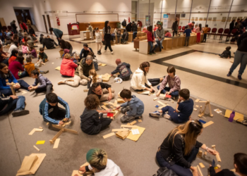 Talleres recreativos para las infancias en el Teatro Argentino